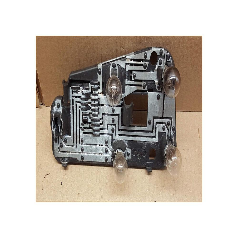 PLATINE DE FEU ARRIERE DROIT PASSAGER AXO  PEUGEOT 306 PHASE 1