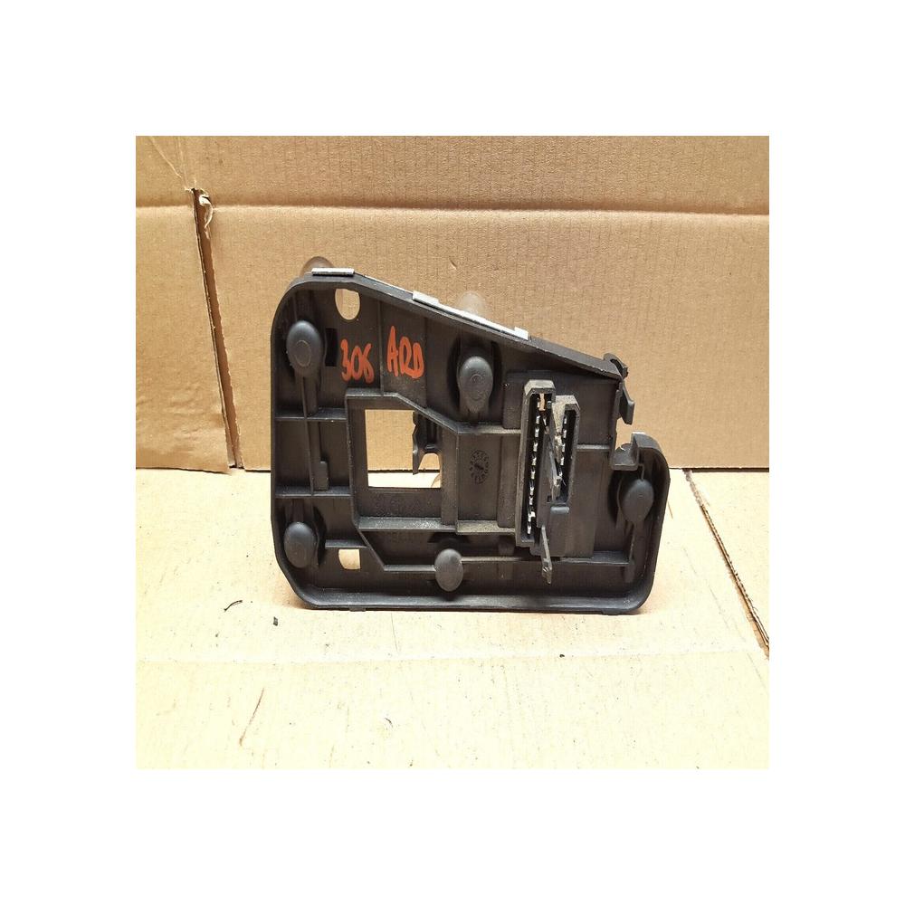 PLATINE DE FEU ARRIERE DROIT PASSAGER AXO  PEUGEOT 306 PHASE 1
