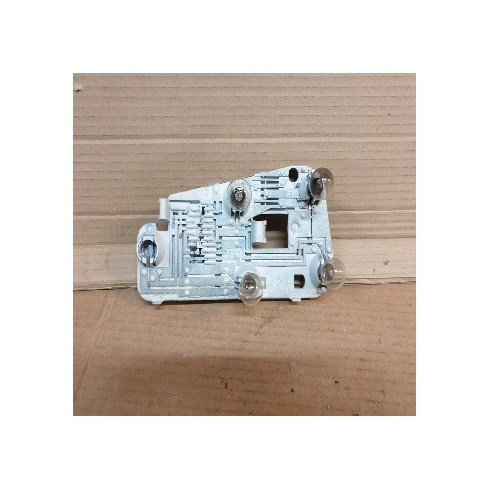platine feu arriere droit passager peugeot 306 marque AXO