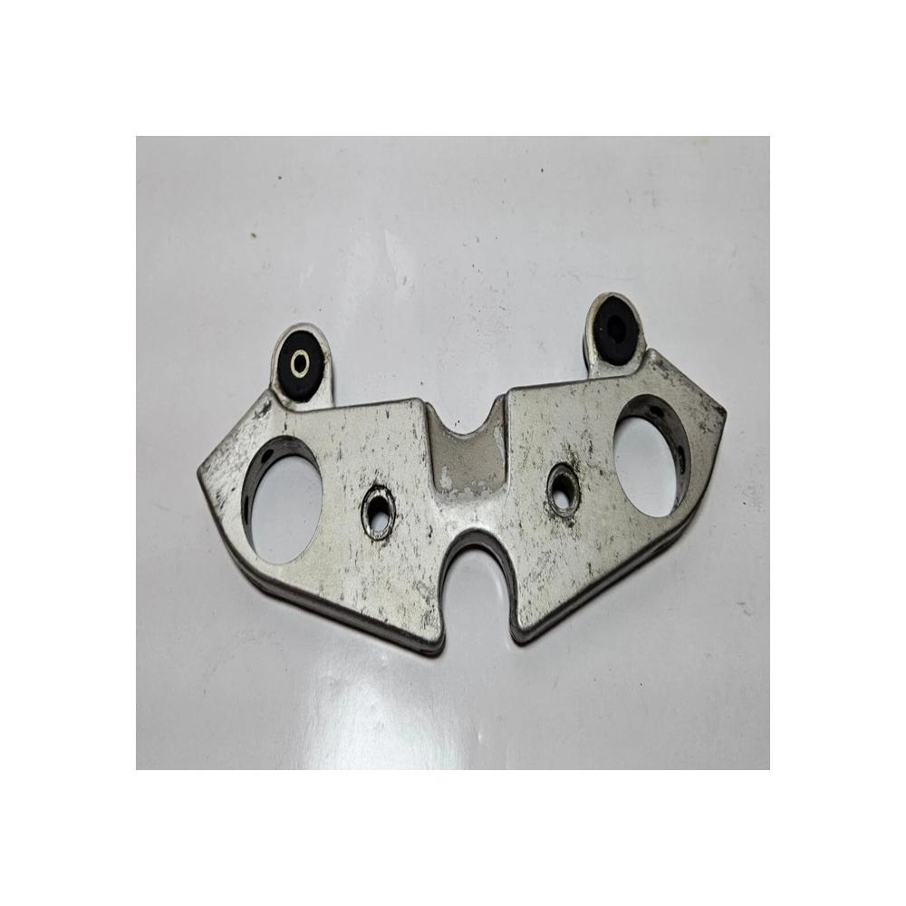 PLATINE FOURCHE SUPÉRIEURE SUZUKI GSE 500 GM51A