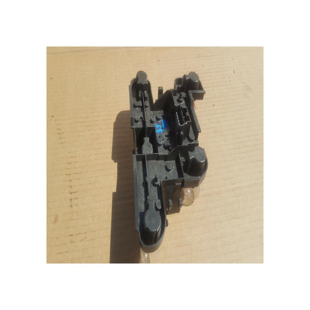 Platine porte ampoule feu arrière droit  RENAULT Megane I (1) phase 2