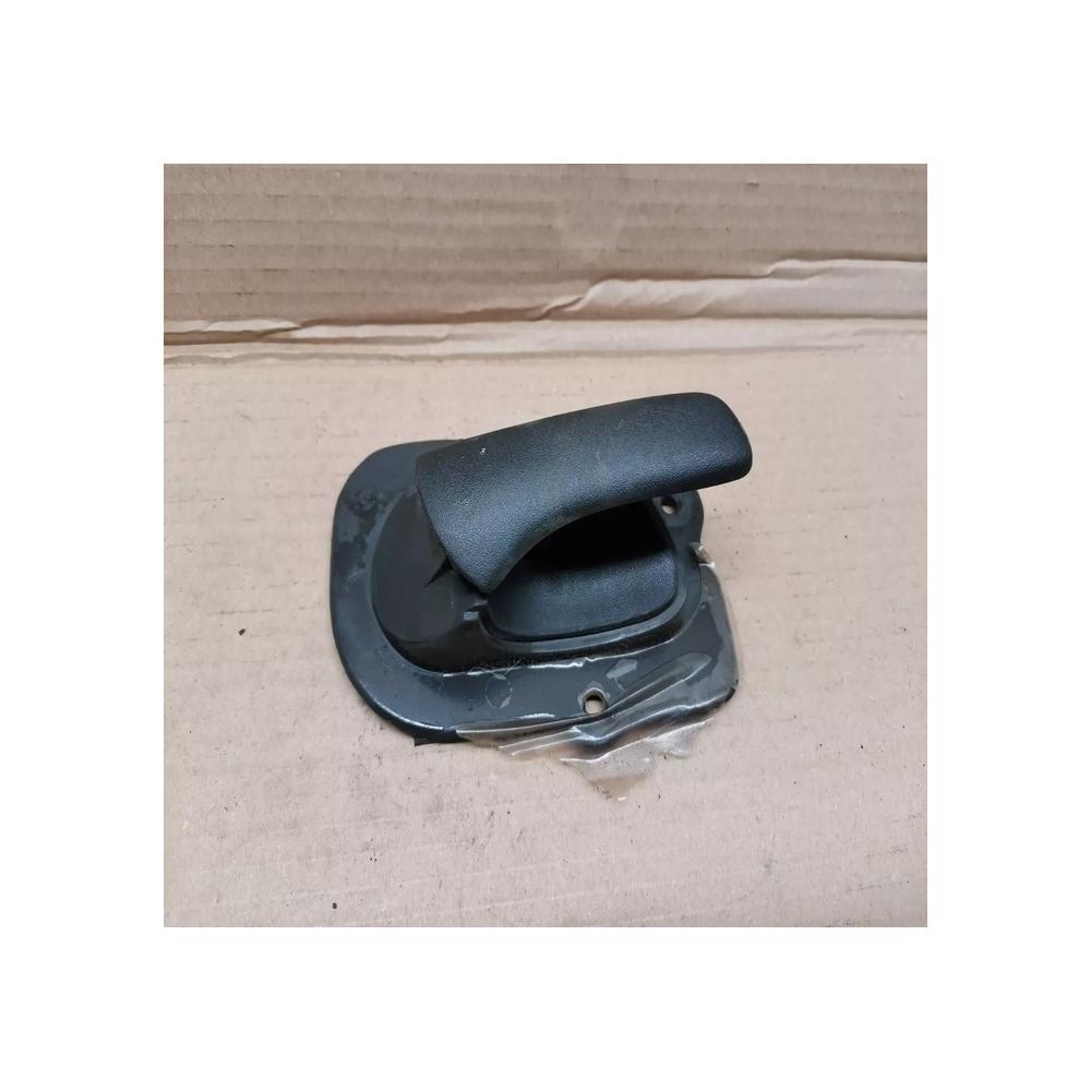 POIGNEE  DE PORTE INTERIEUR AVANT DROIT PASSAGER OPEL CORSA B 90388606