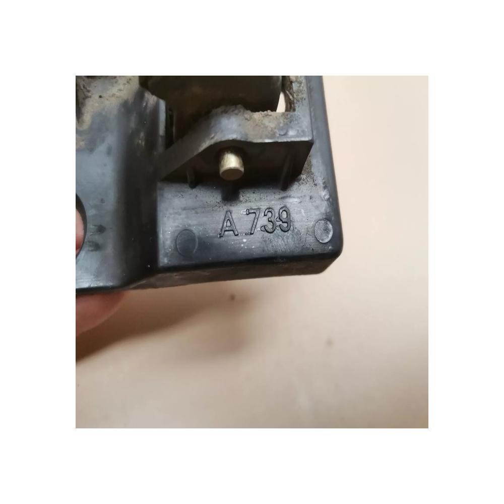 POIGNEE DE PORTE INTERIEUR AVANT OU ARRIERE GAUCHE FIAT PUNTO 1