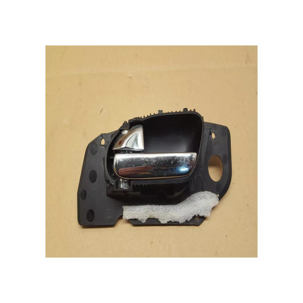 poignee interieur avant gauche peugeot 607 ref 9629160777