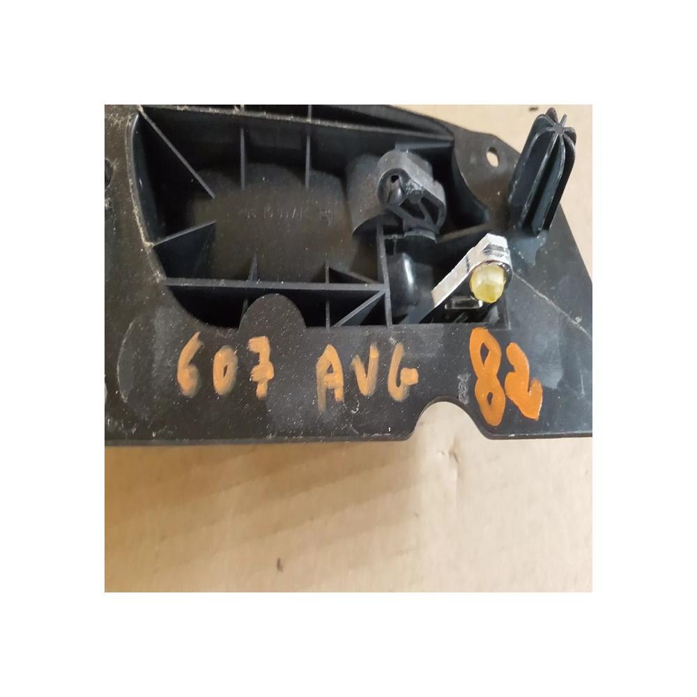 poignee interieur avant gauche peugeot 607 ref 9629160777