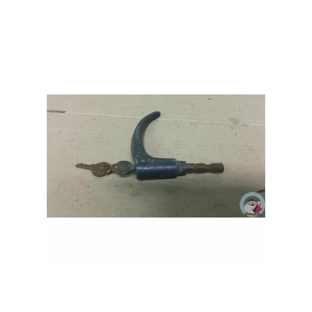 POIGNEE PORTE COFFRE ANCIENNE