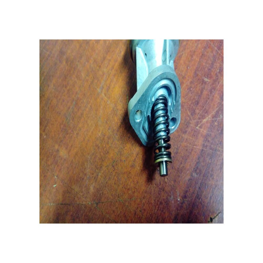 pompe à essence  GOLF POLO AUDI 80 SCIROCCO  247067 036 127 025