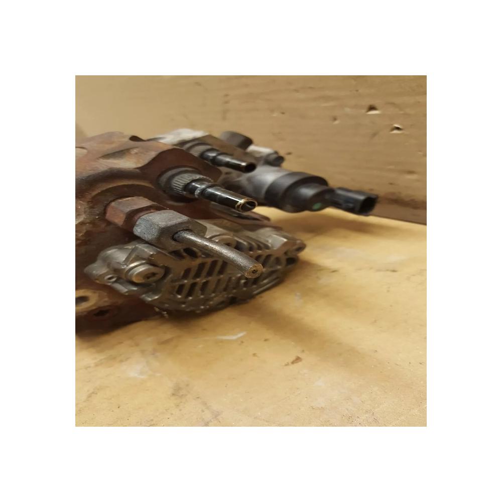 POMPE A INJECTION RENAULT SCENIC 2 MEGANE II LAGUNA 2 TRAFIC MASTER 1.9 DCI