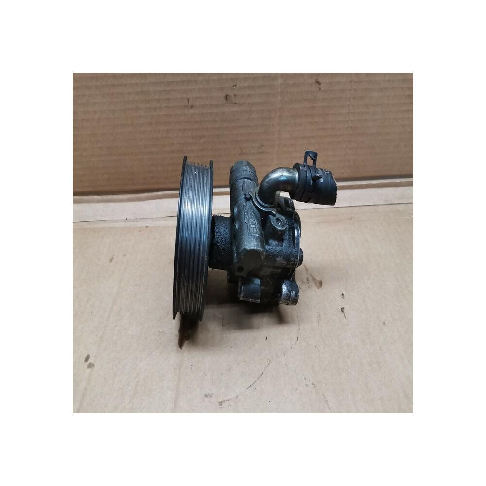Pompe de direction VOLKSWAGEN GOLF 4