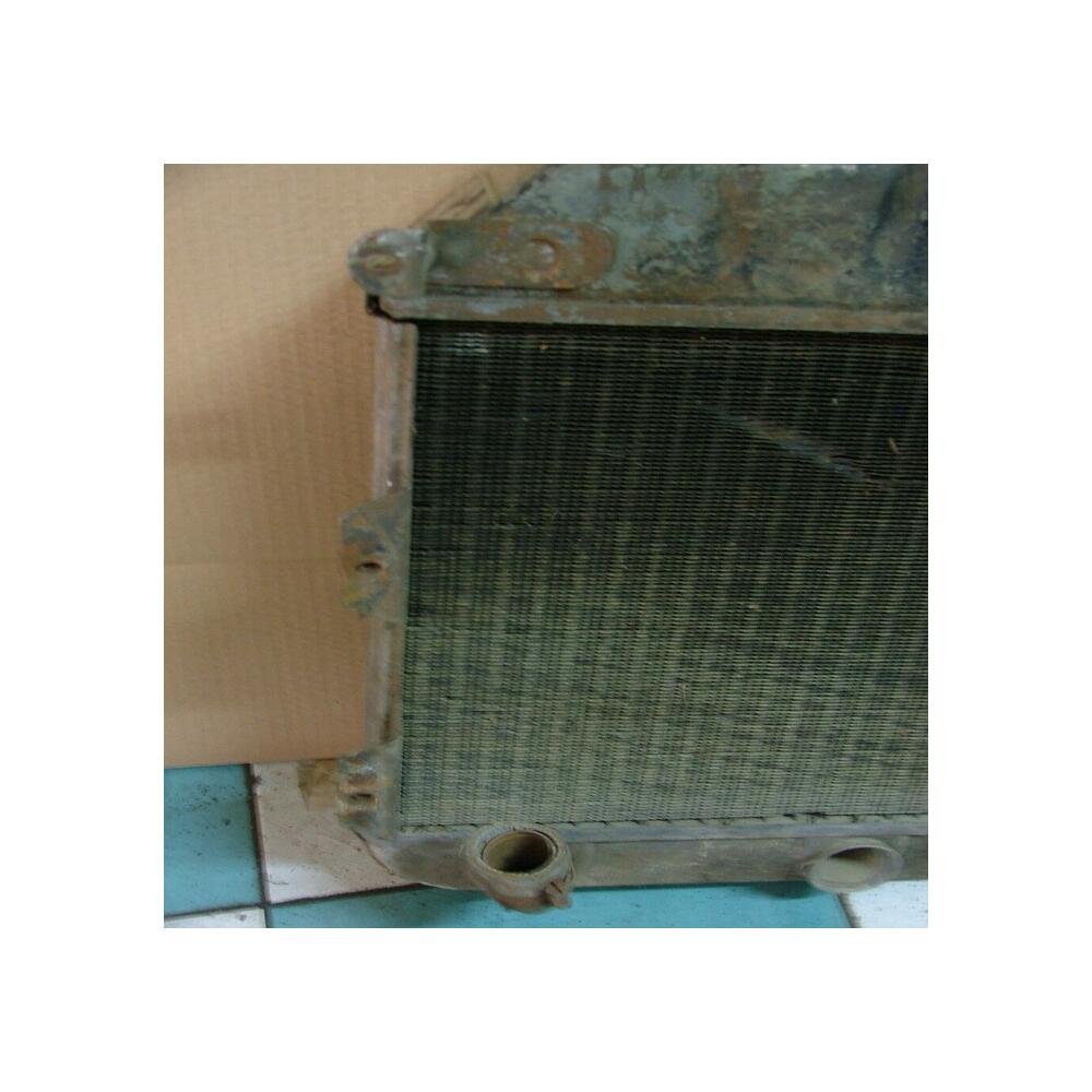 RADIATEUR VOITURE ANCIENNE COVENTRY RADIATOR A RESTAURER OU POUR DECO