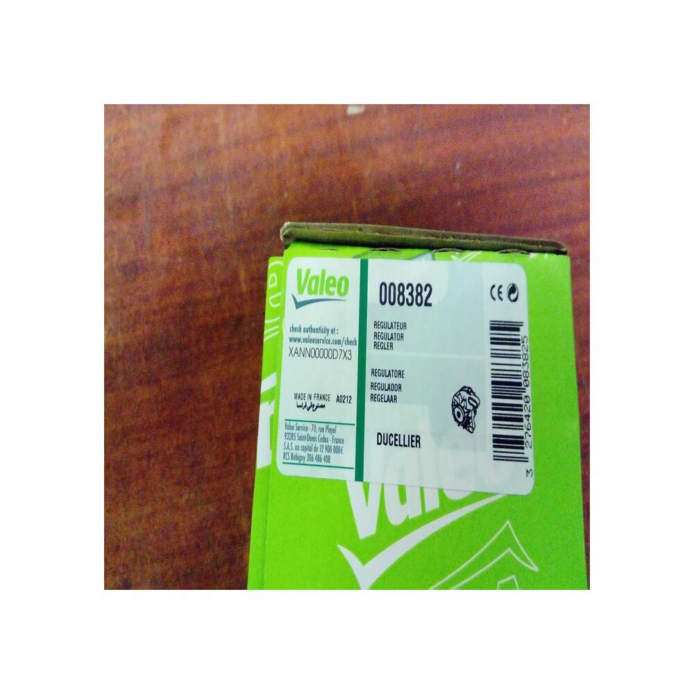 REGULATEUR D'ALTERNATEUR VALEO 008382  CX C25 J5 DUCATO