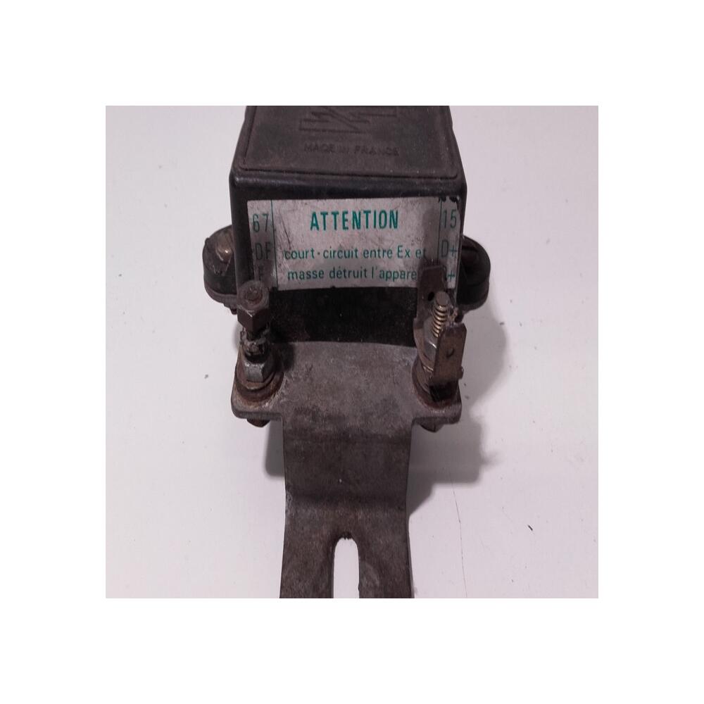 REGULATEUR DUCELLIER  12V POUR ALTERNATEUR citroen peugeot renault