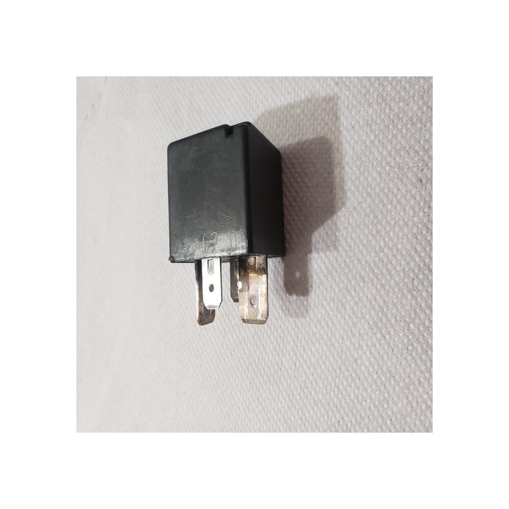 relais Bitron 12V 50A fiat Lancia alfa Romeo B047 REF 46520419