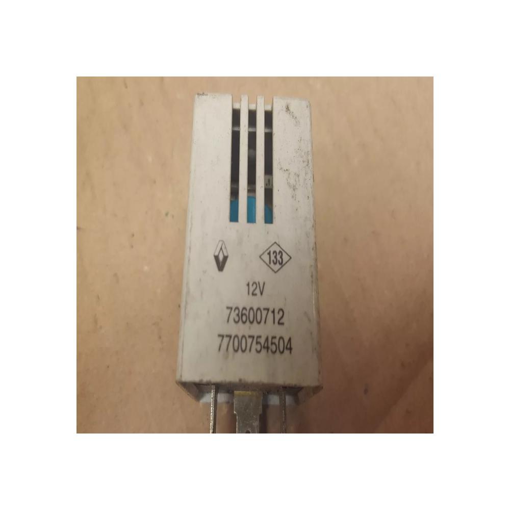 RELAIS RENAULT LAGUNA 2 MEGANE KANGOO MASTER CLIO 2 ESPACE 4 BLANC 12v 73600712
