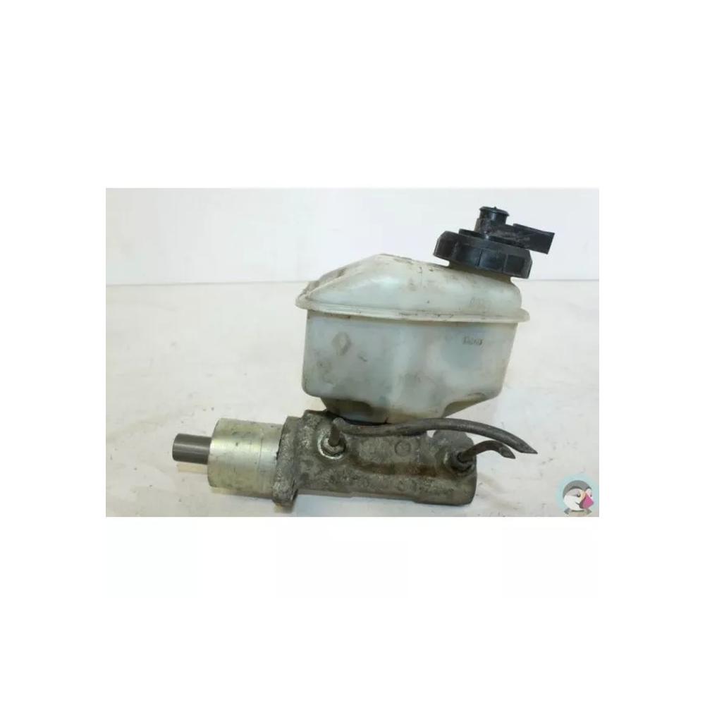 RENAULT 21 GTS 7700726018 n°29 Maître-cylindre de frein d'occasion