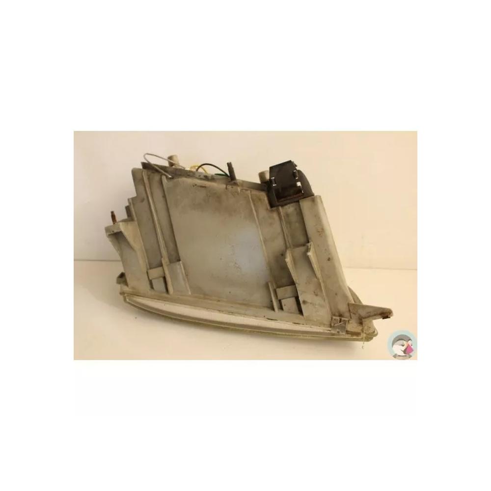 RENAULT ESPACE 2 n°46 phare avant gauche