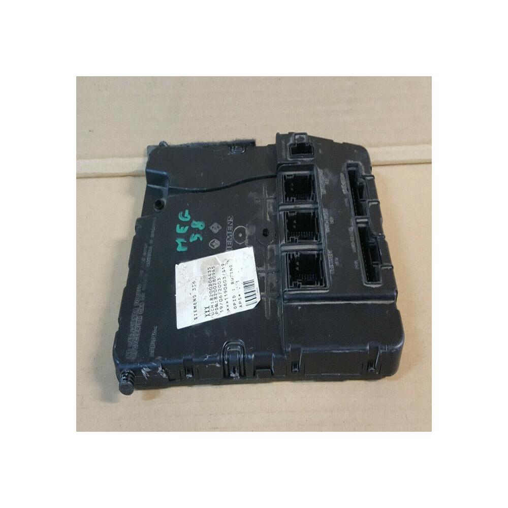 RENAULT SCENIC 2 MEGANE 2 BOITE A FUSIBLE BSI REF 8200306435
