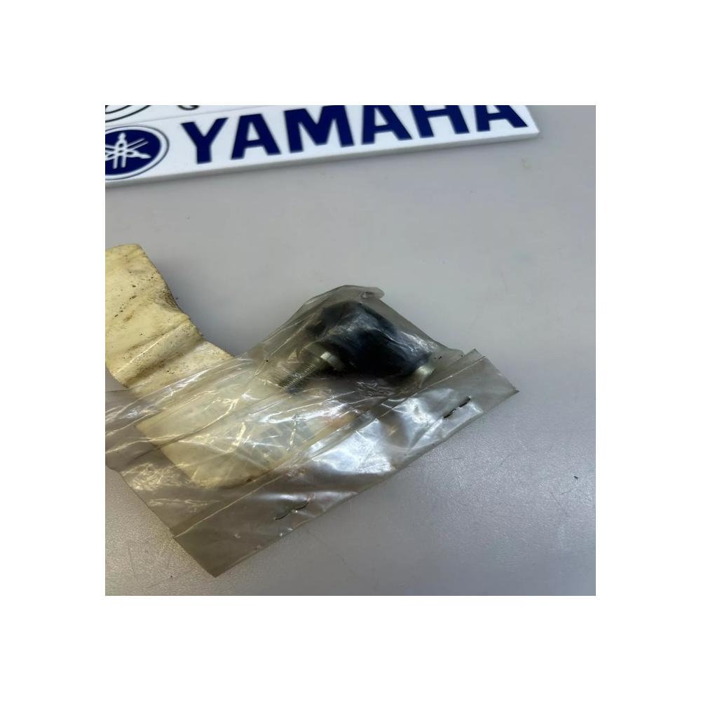 rotule gauche yamaha 3x3-18157-00 YT 125 G 1980