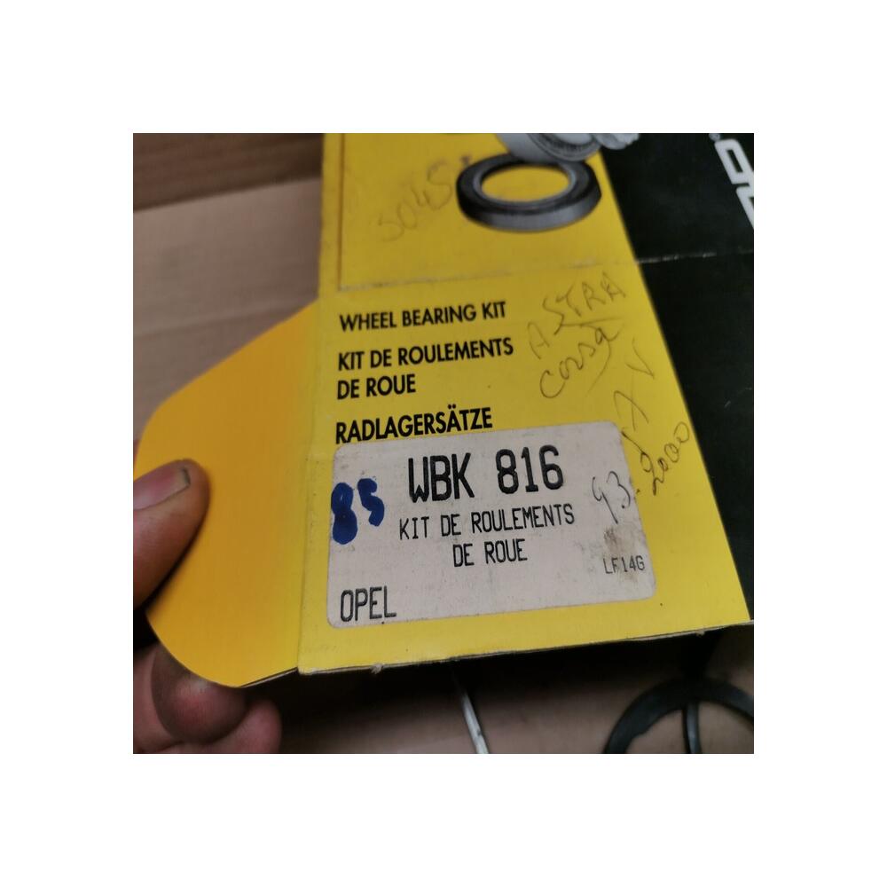ROULEMENT DE ROUE AVANT OPEL CORSA B 1.2 I 16V 1.0 I 12V 1.7 D TIGRA 1.4 16V