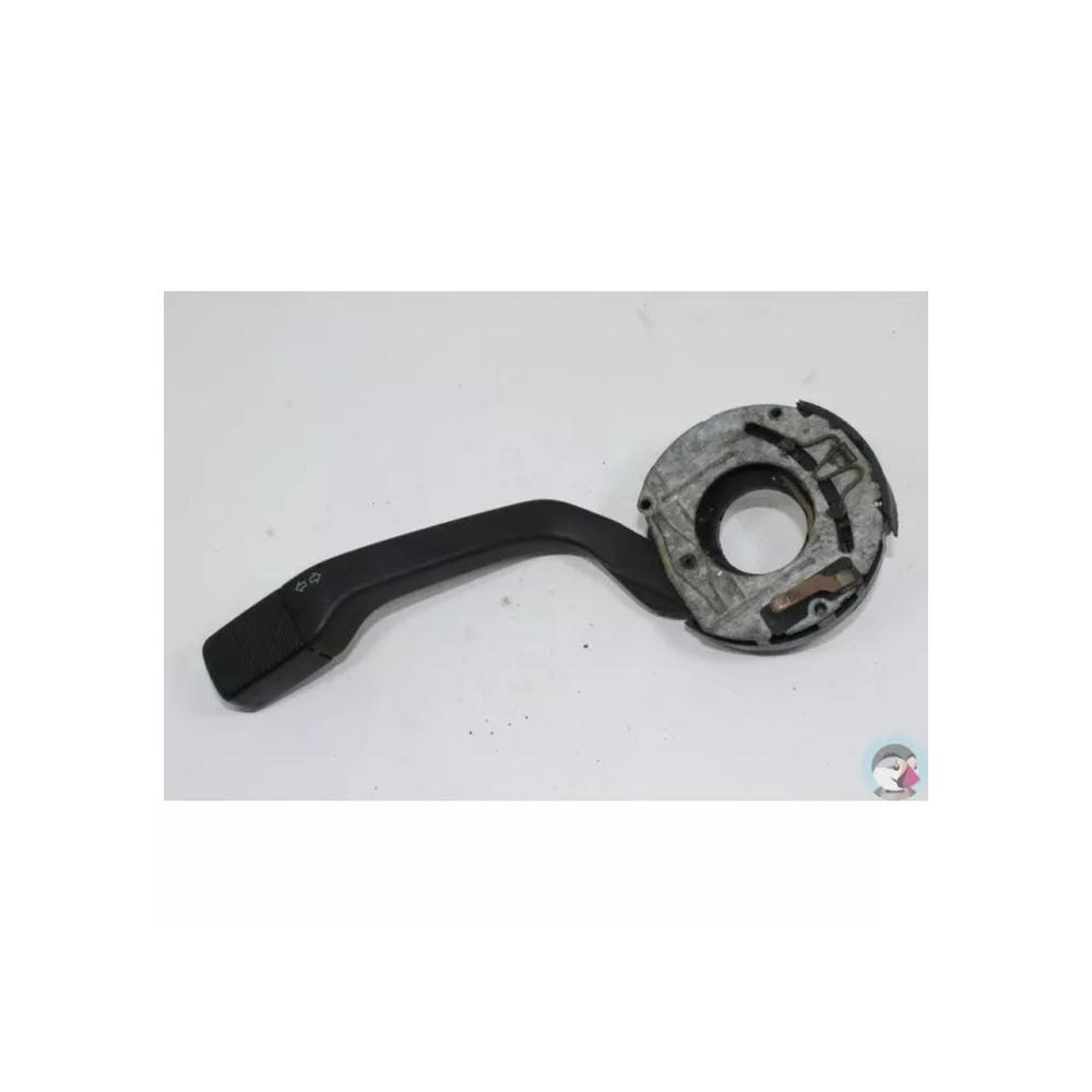 SEAT IBIZA N°32 commodo phare
