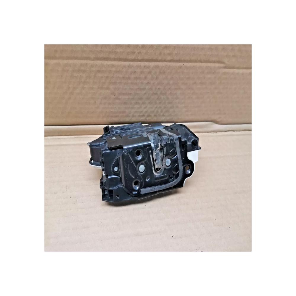 Serrure gache porte avant droite passager Volkswagen Scirocco ref  5N1837016C