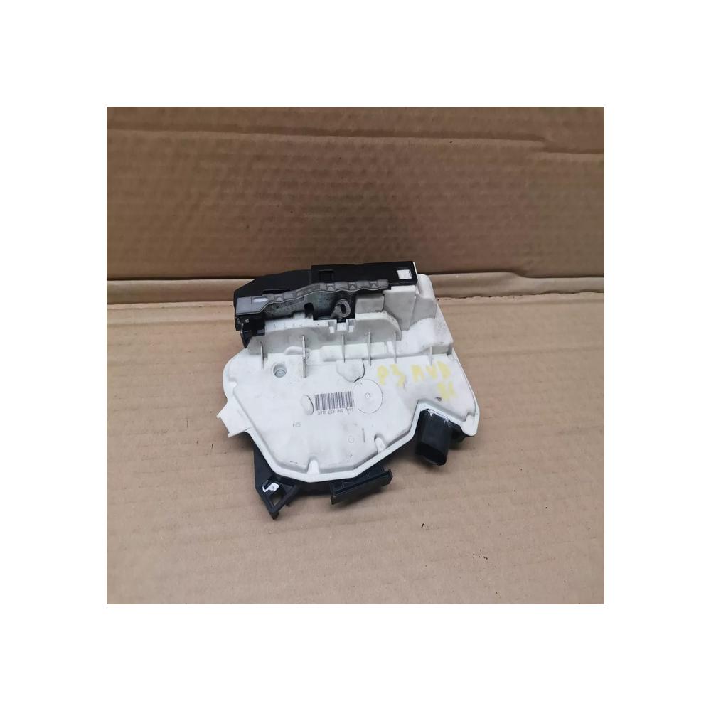 Serrure gache porte avant droite passager Volkswagen Scirocco ref  5N1837016C