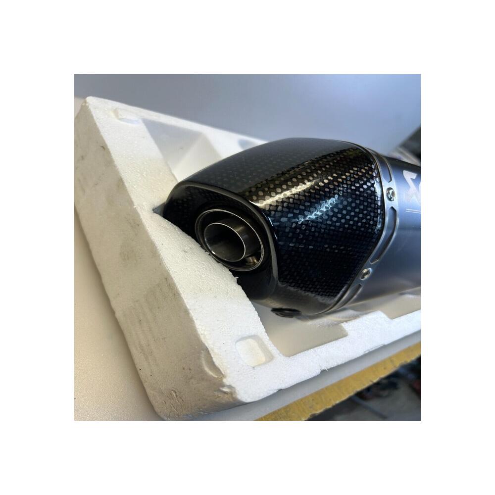 Silencieux échappement AKRAPOVIC YAMAHA 125 XMAX 2008 - 2016