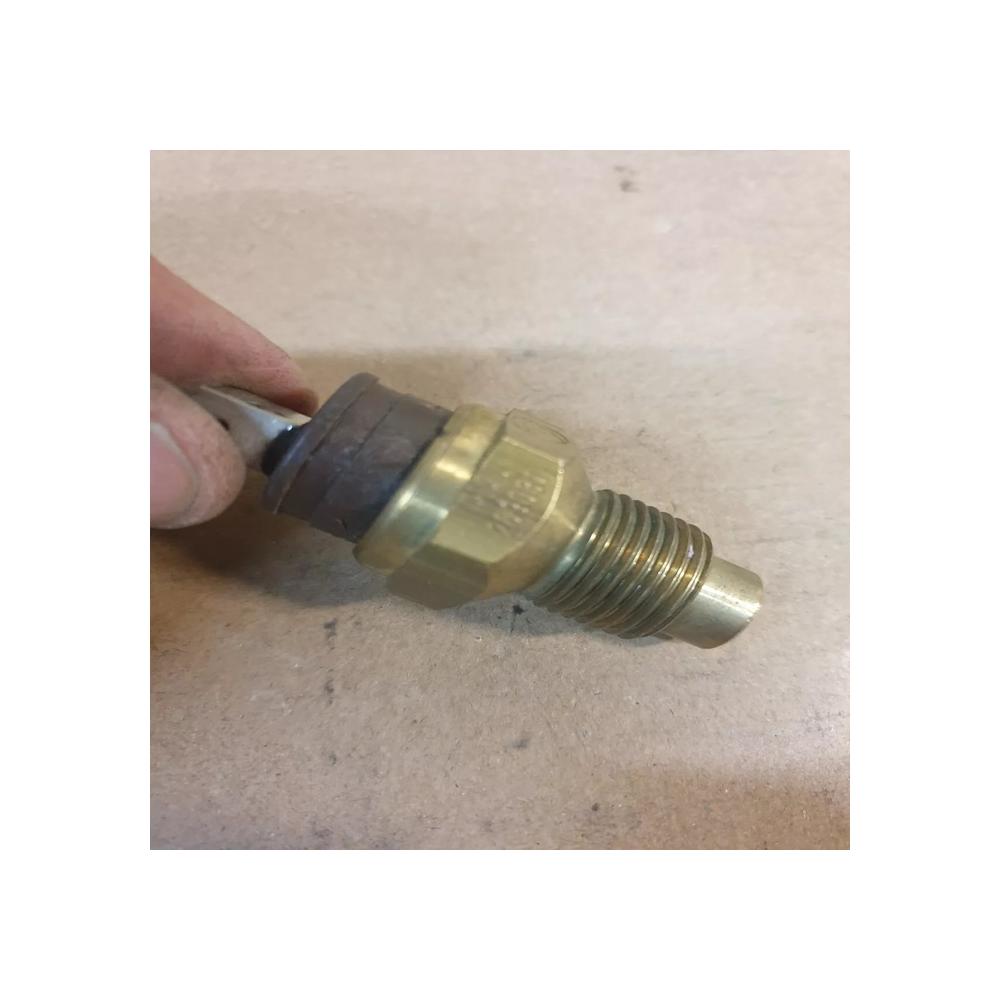 Sonde  température  liquide de refroidissement FIAT 122 degrés ref 269031