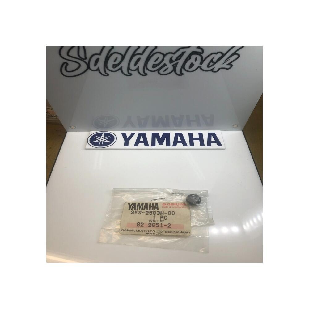 soufflet maitre cylindre frein yamaha 3yx-2583h-00 gts 1000 tdm 850 xjs 600 900