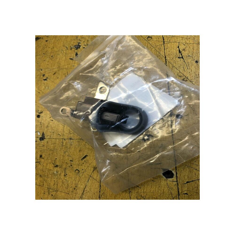 support charbon alternateur kawasaki 13091-1465 gtr 1000 zrx 1100 1200 zzr gpz