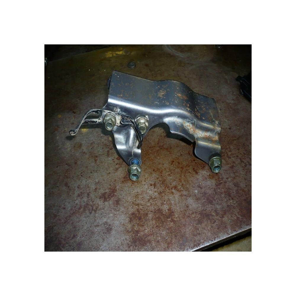 support moteur avant suzuki dr 125 1994 a 2002