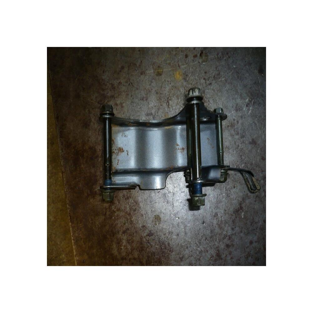 support moteur avant suzuki dr 125 1994 a 2002
