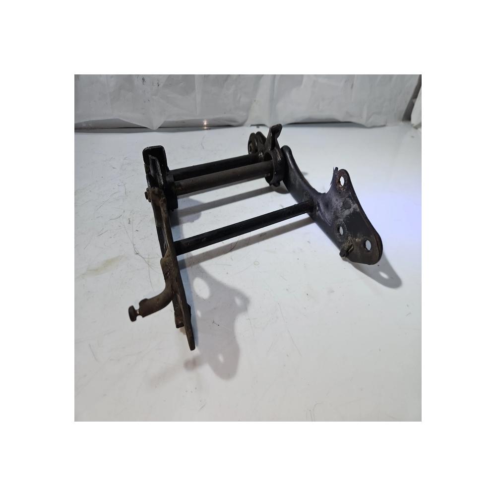 SUPPORT MOTEUR - YAMAHA YP MAJESTY 125 (2007 - 2010)