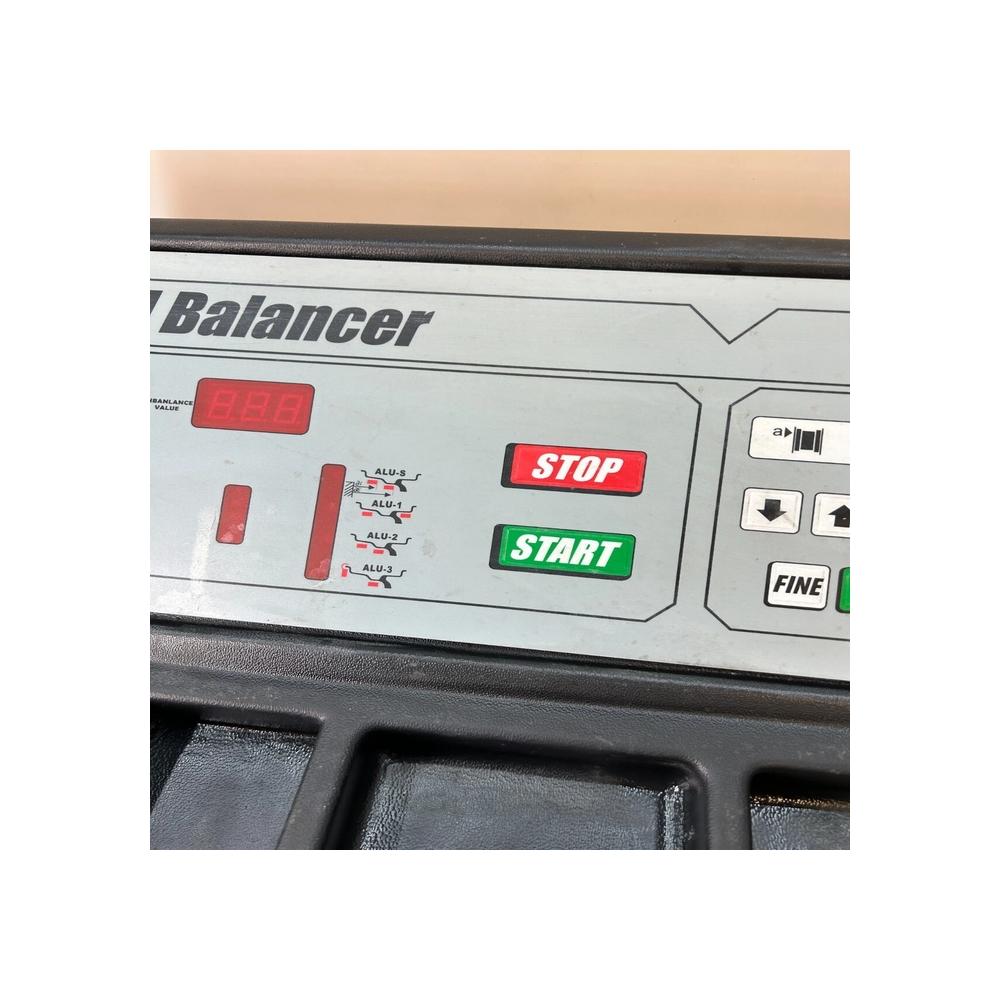 tableau de contrôle d'équilibreuse Platine électronique  rwm 24 e d18020