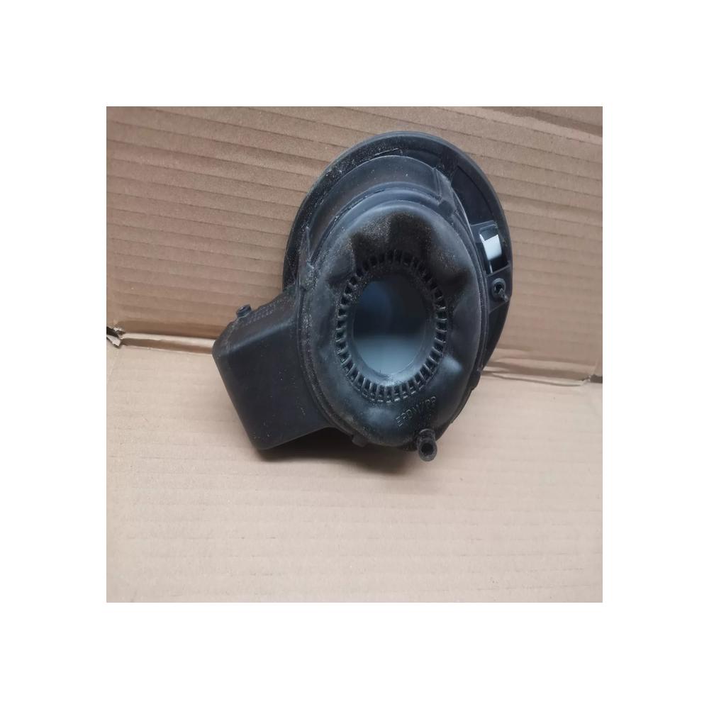 TRAPPE COUVERCLE FERMETURE RESERVOIR VW GOLF 4 REF 1J6809857B