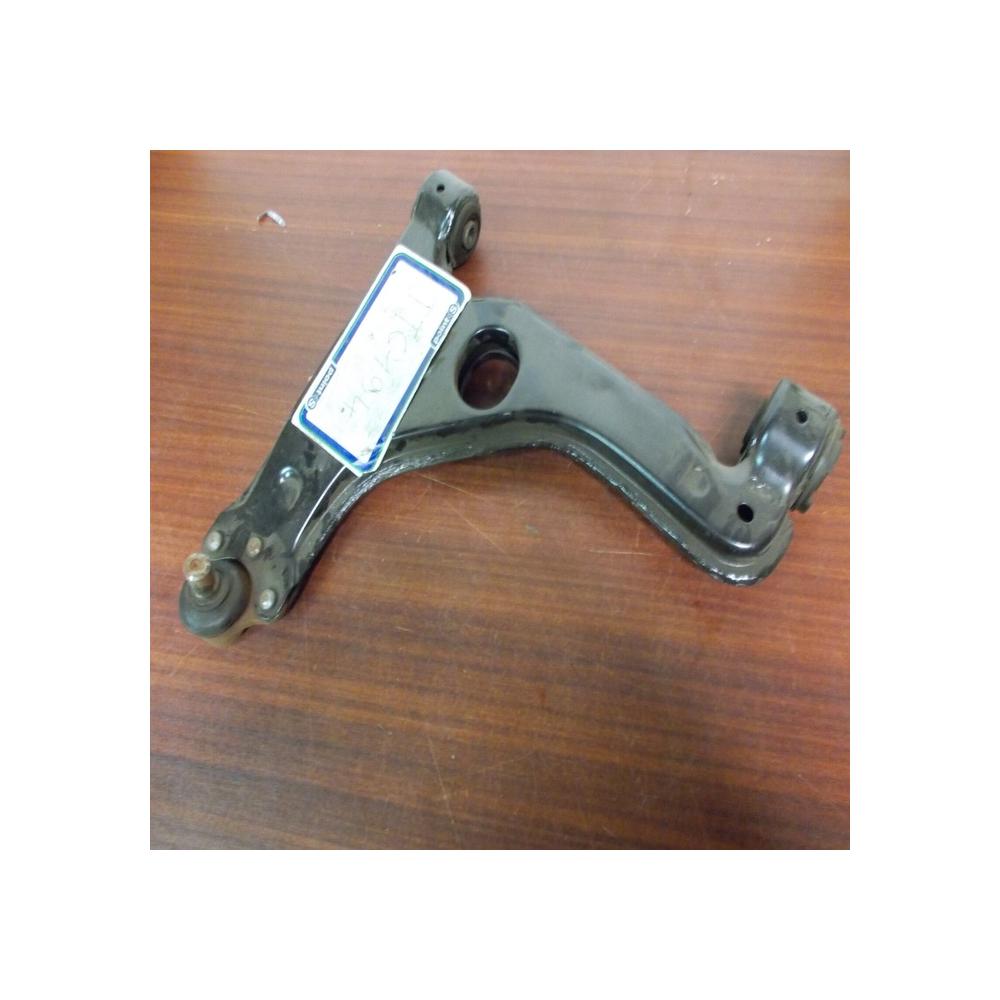 triangle BRAS INFERIEUR GAUCHE CONDUCTEUR OPEL VECTRA B 90496039 38273