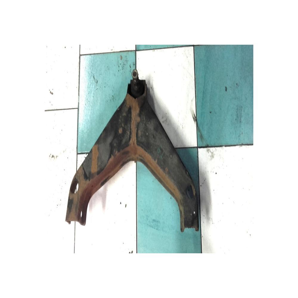 TRIANGLE SUPERIEUR PEUGEOT J9