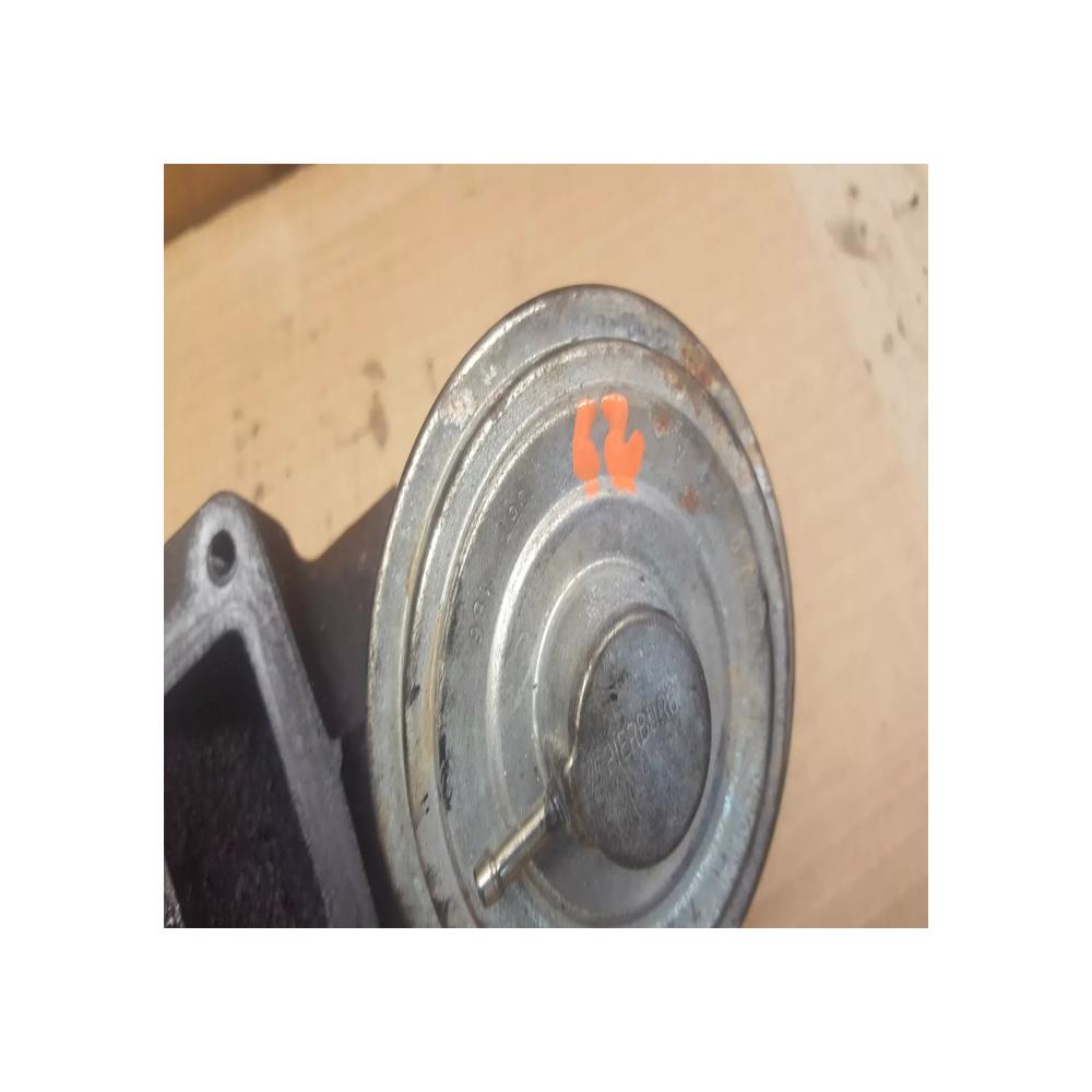 vanne EGR  Jeep Wrangler Cherokee Grand Voyager 2.8 CRD 72827007