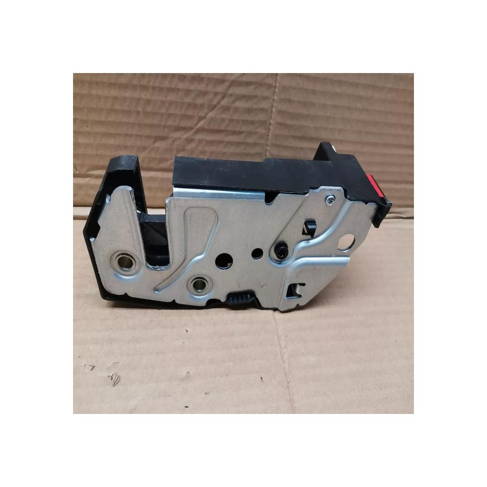 VEROUILLAGE  DE SIEGE ARRIERE DROIT VW PASSAT B6 REF 3C5885682 ORIGINE VW