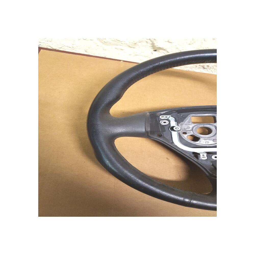 VOLANT CUIR 3 BRANCHES pour Audi TT 8N ref 8N0124B