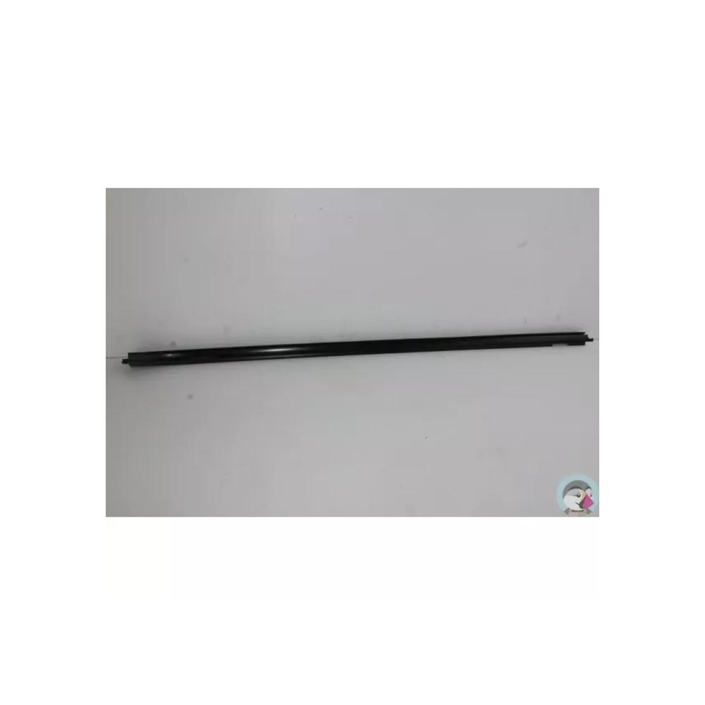 VOLKSWAGEN POLO 6N3/N4837472 N°22 lèche vitre avant droite d'occasion