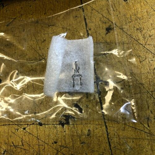 1 ampoule T-5.12V 2W kawasaki 92069-1105 zx9r zx-6r vn 1500 900 w ej 650 800