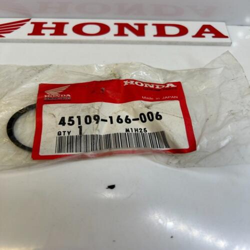 1 cache poussière frein honda 45109-166-006 45109-160-006 cr cmx cbr vfr ntv vt