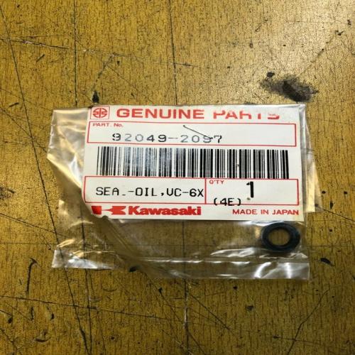 1 joint spi VC-6X10X2.5 kaf540 c1  kawasaki 92049-2097 kaf 300 400 540 620 mule