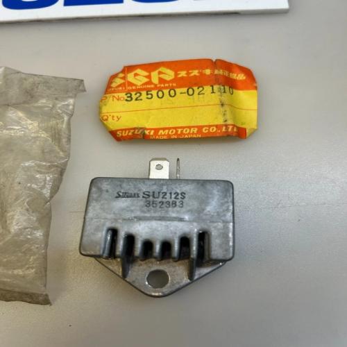 1 régulateur tension 6v suzuki 32500-02110 32500-02111 cs 50 fr 80 cl 50 pv 50