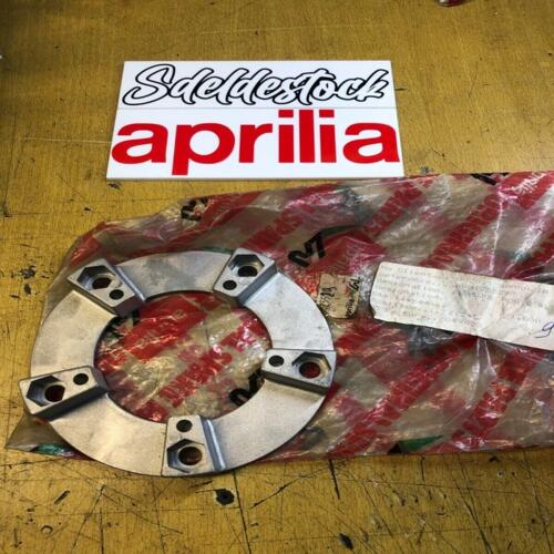 1 support amortisseur de couple aprilia ap8125529 pegaso 125 1991 1994