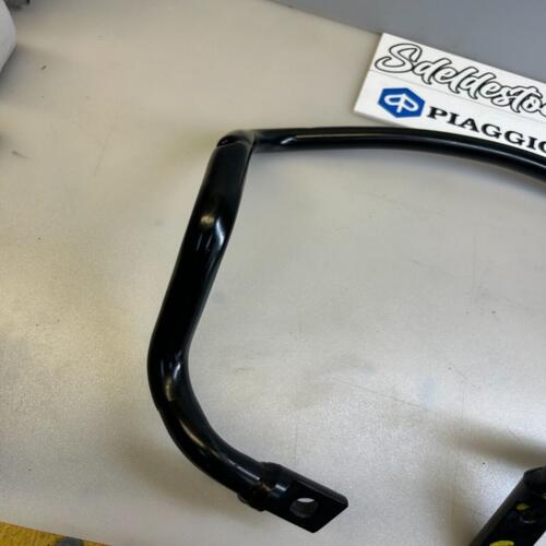1 support garde boue droit piaggio 665508 mp3 125 250 300 400 500 fuoco 500