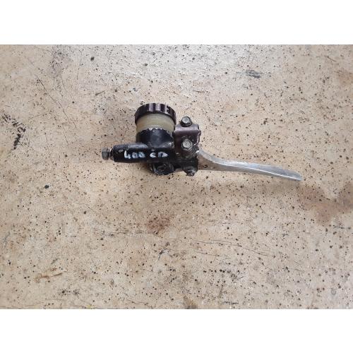 maitre cylindre frein av honda 400 cb twin