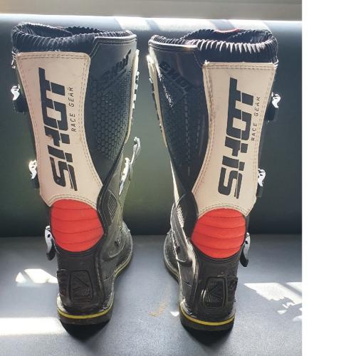 BOTTES SHOT RACE GEAR X10 TAILLE 39