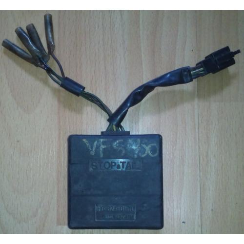 Transmetteur de feux Honda VF 750 S 1982-1983 ref 00311